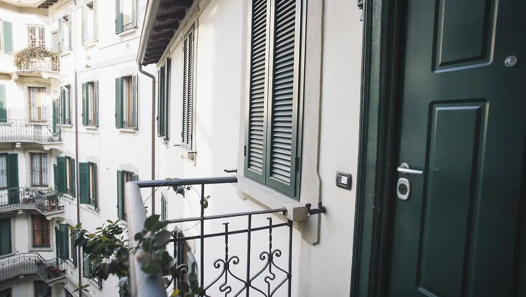 Italianway-Ugo Bassi Apartment Milan 0*,