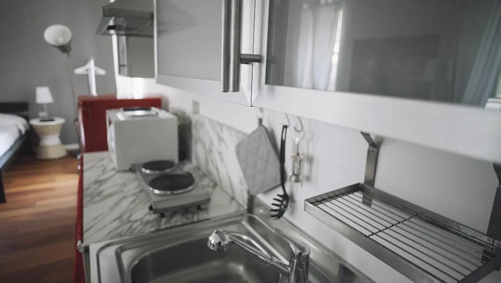 Italianway-Ugo Bassi Apartment Milan 0*,  Italy